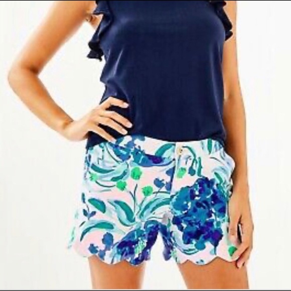 Lilly Pulitzer shorts - Picture 1 of 4
